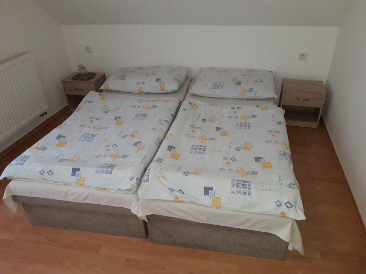 Lesnica Chata Holica Pieniny מראה חיצוני תמונה
